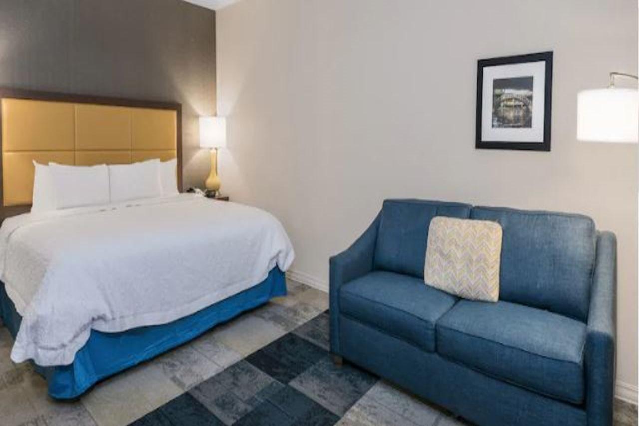 Hampton Inn & Suites San Antonio Brooks City Base, Tx Экстерьер фото
