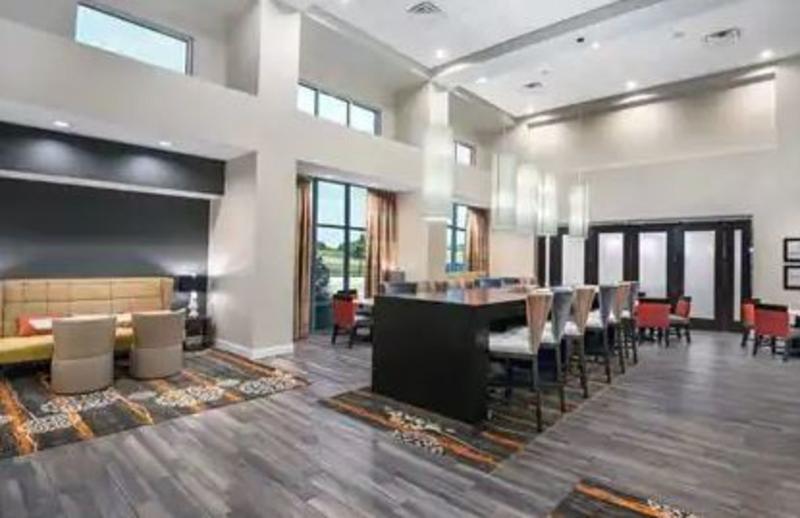 Hampton Inn & Suites San Antonio Brooks City Base, Tx Экстерьер фото