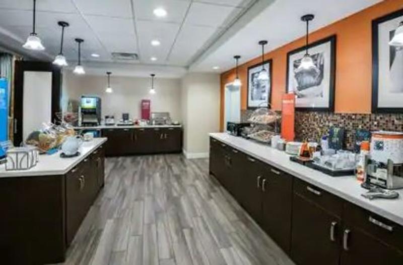Hampton Inn & Suites San Antonio Brooks City Base, Tx Экстерьер фото